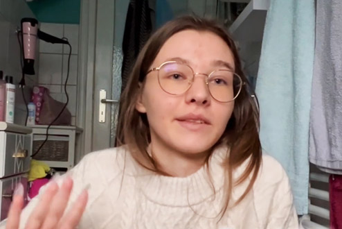 Teen EmmiHill masturbates and squirts in bathroom <!-- width=