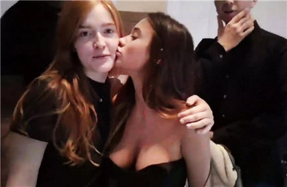 Kissing and tits teasing at party