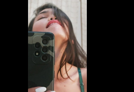 Asian chick selfshot masturbation