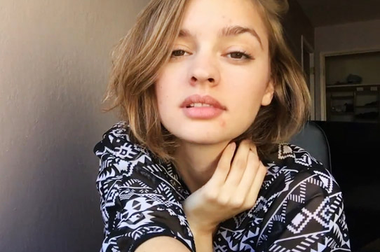 Mary Moody dirty talking and masturbates until orgasm squirts <!-- width=