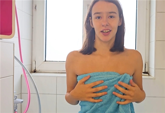 German teen Lena05 loves to masturbate in the bathroom