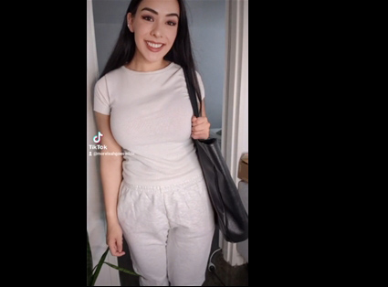 Busty girl Leah Wilde teases on TikToK