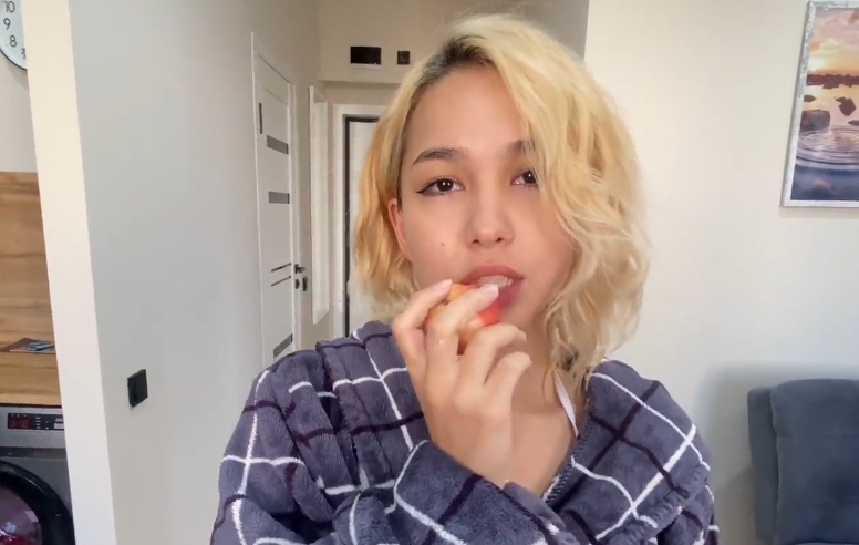 Lil Karina hot showering and masturbates with vibrator until orgasm <!-- width=