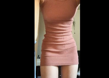 Reddit chick birgerpres in short dress and without underwear <!-- width=