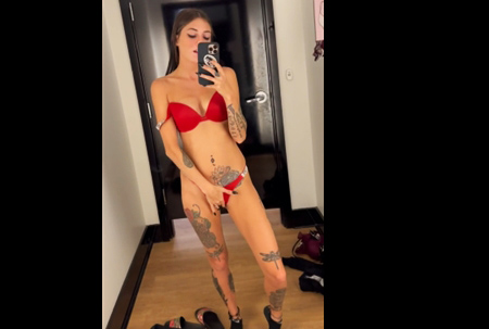 Tattooed brunette xoitsmia teases in dressing room