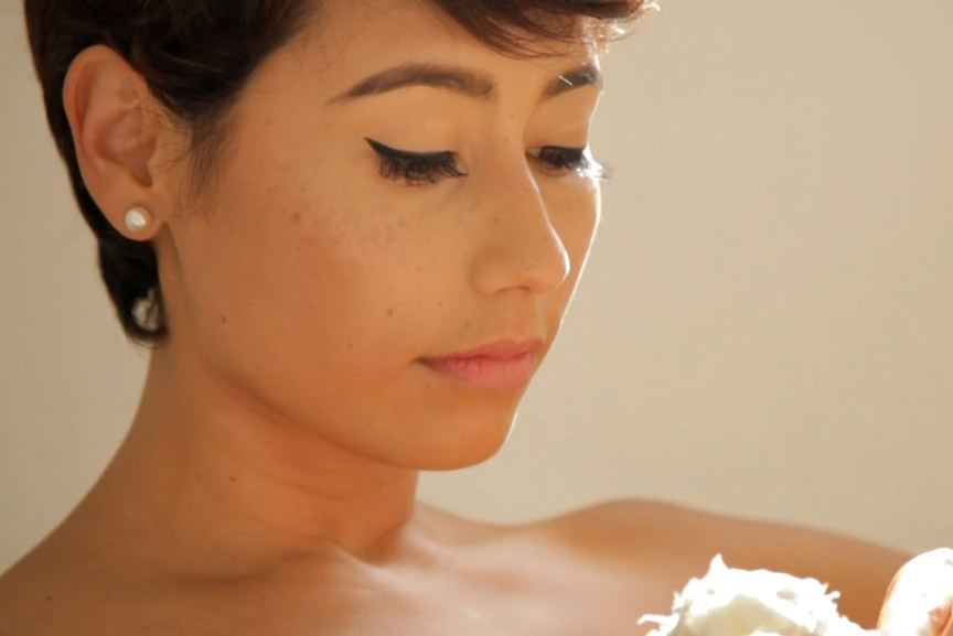 Colombian beauty Flora Bella likes books and dildos <!-- width=