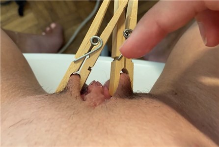 She rubs clitoris to ruined orgasm <!-- width=