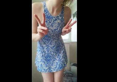 Reddit girl Miss_Zelda and her summer dress time!